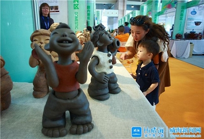 全城聯(lián)動，藝術(shù)盛宴 2019威海國際藝術(shù)博覽會圓滿開幕與創(chuàng)新企業(yè)形象策劃